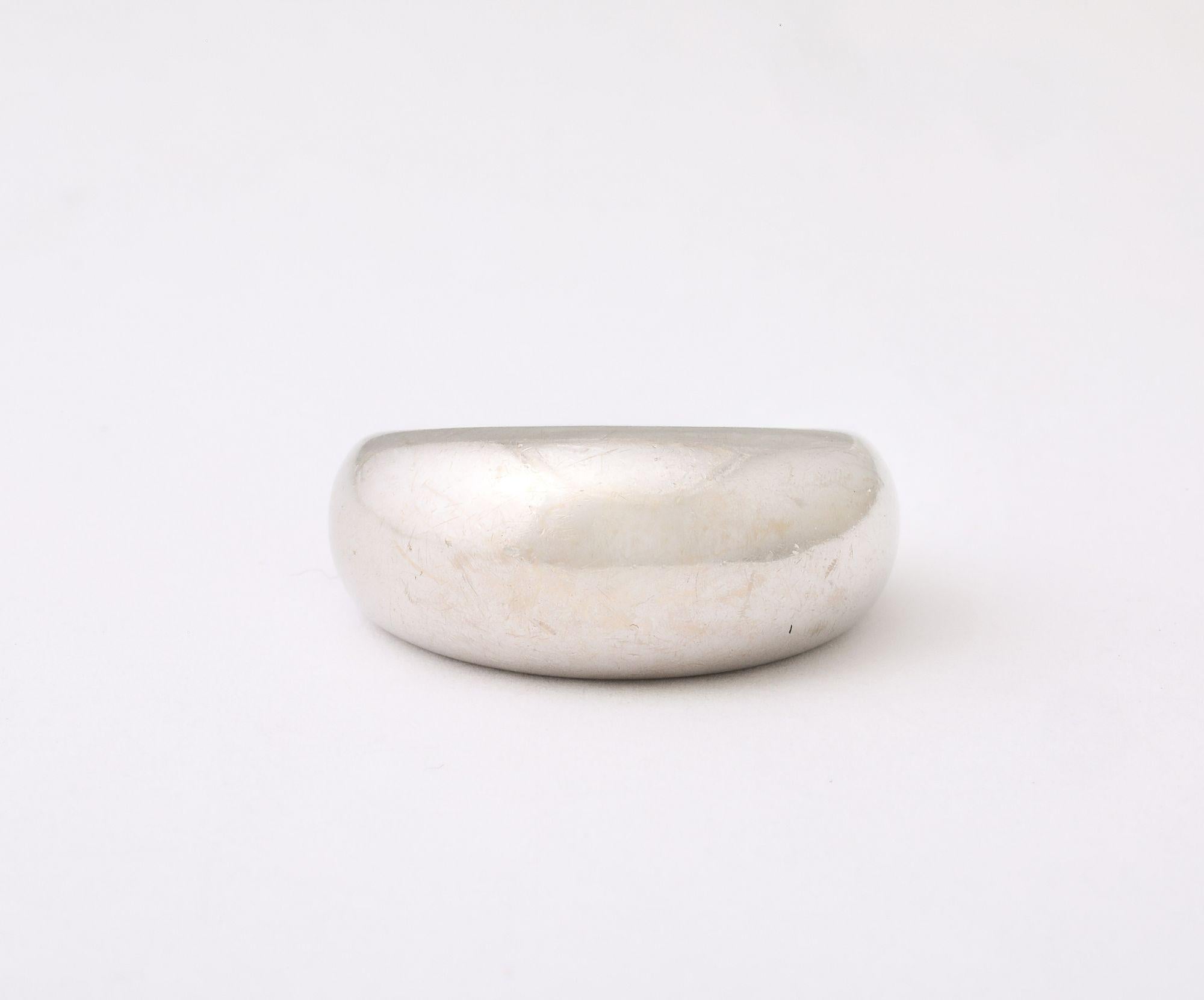 Anello in oro bianco da uomo vintage 18k in vendita 1