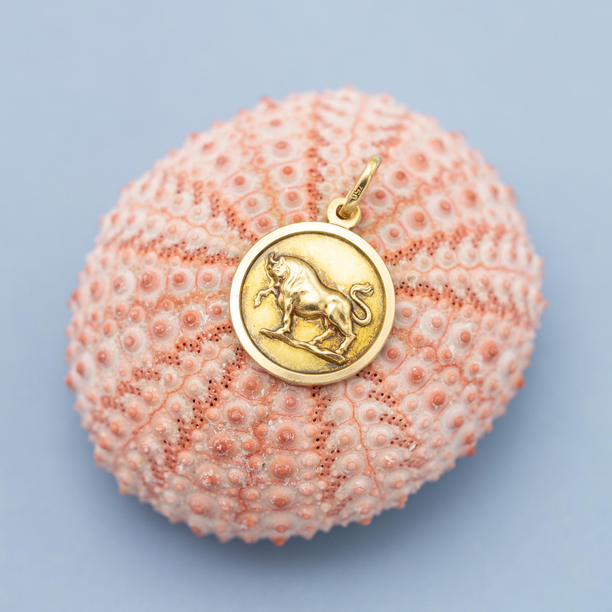 For sale is this vintage charm depicting a Taurus, the second astrological sign in the zodiac. This Constellation Star Sign Pendant is associated with the birth dates between 22 April and 21 May. This pretty charm is marked with a 750 mark, an