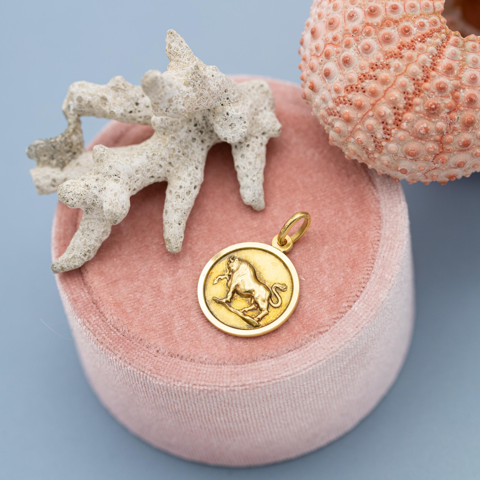 18k Vintage Taurus - 18 karat zodiac charm pendant - solid yellow gold Star Sign 2