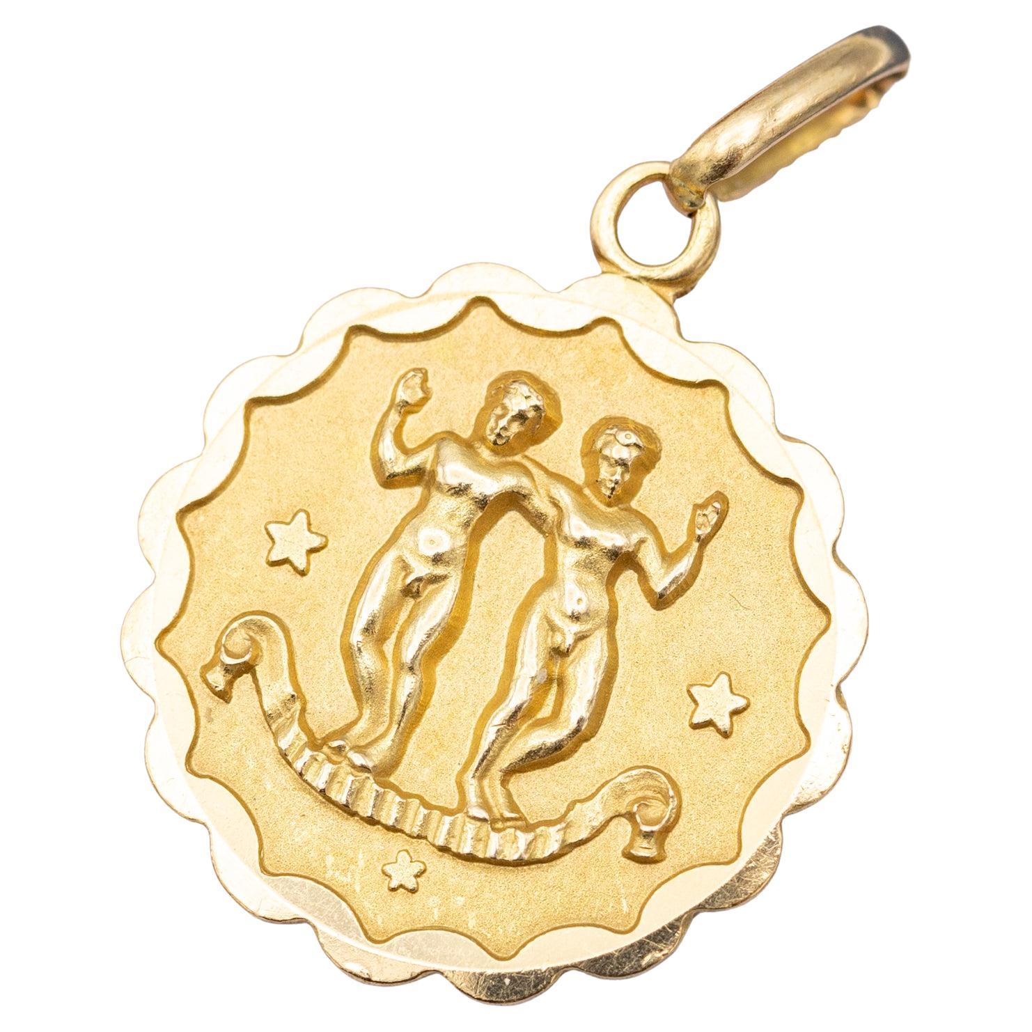 18K Vintage zodiac charm - Gemini - 18 karat solid yellow gold Star sign pendant