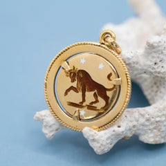18k Vintage zodiac pendant - 1960's Italian Taurus star sign charm with enamel