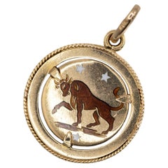 18k Vintage zodiac pendant - 1960's Italian Taurus star sign charm with enamel