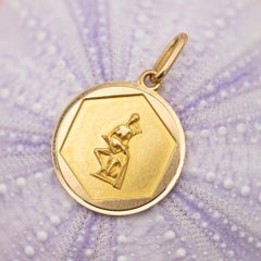 18K Vintage zodiac pendant - Aquarius 18 karat solid yellow gold Star sign charm