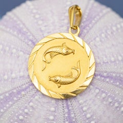 18K Vintage zodiac pendant - Pisces charm - 18 karat solid yellow gold Star sign