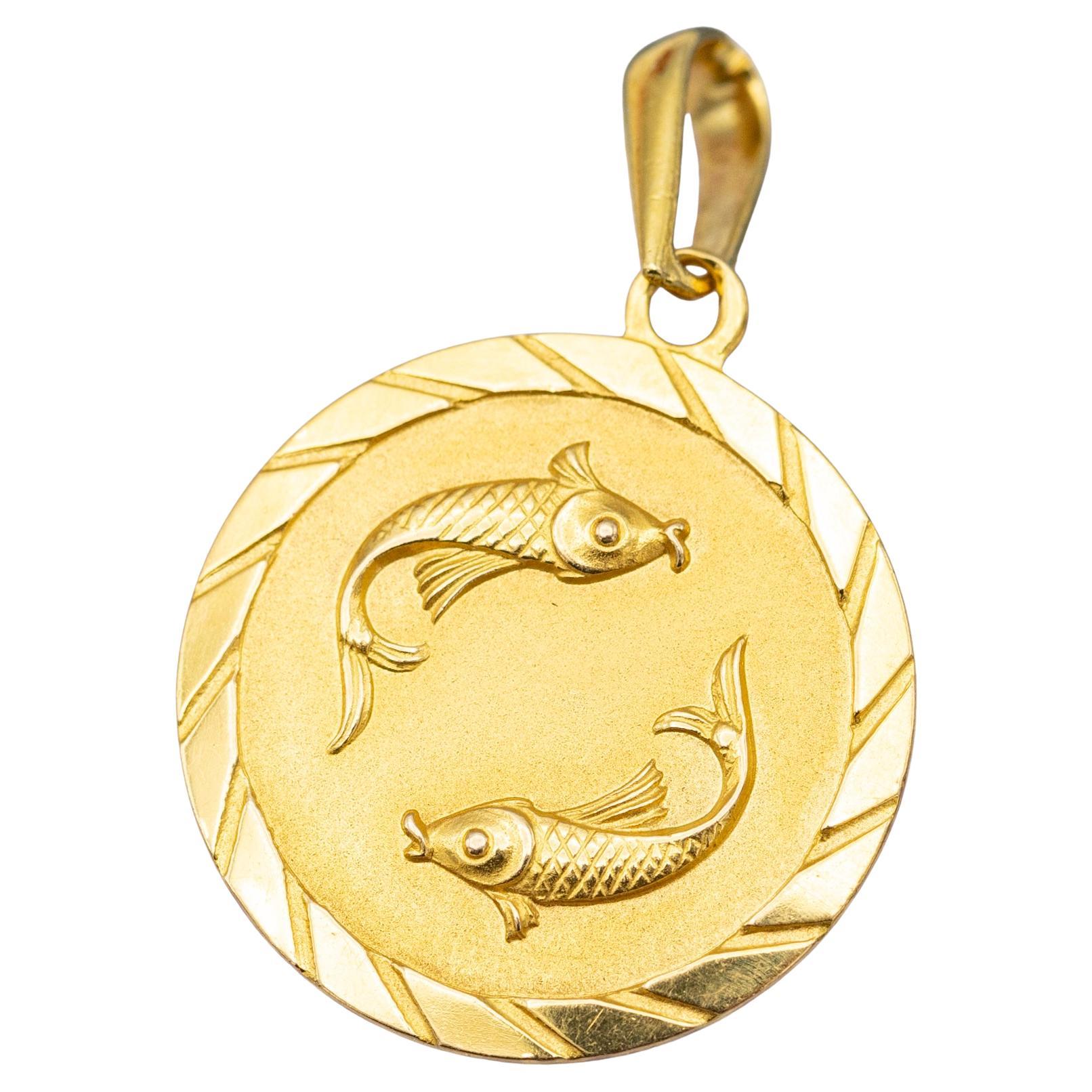 18K Vintage zodiac pendant - Pisces charm - 18 karat solid yellow gold Star sign