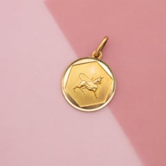 18K Vintage zodiac pendant - Taurus - 18 karat solid yellow gold Star sign charm