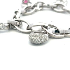 Pulsera de charms de oro blanco de 18 quilates con diamantes redondos de 0,75 quilates, de calidad H SI, y varias piedras preciosas