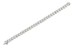 18K WG Heart Shape Diamond Tennis Bracelet Tw: 28.29carats