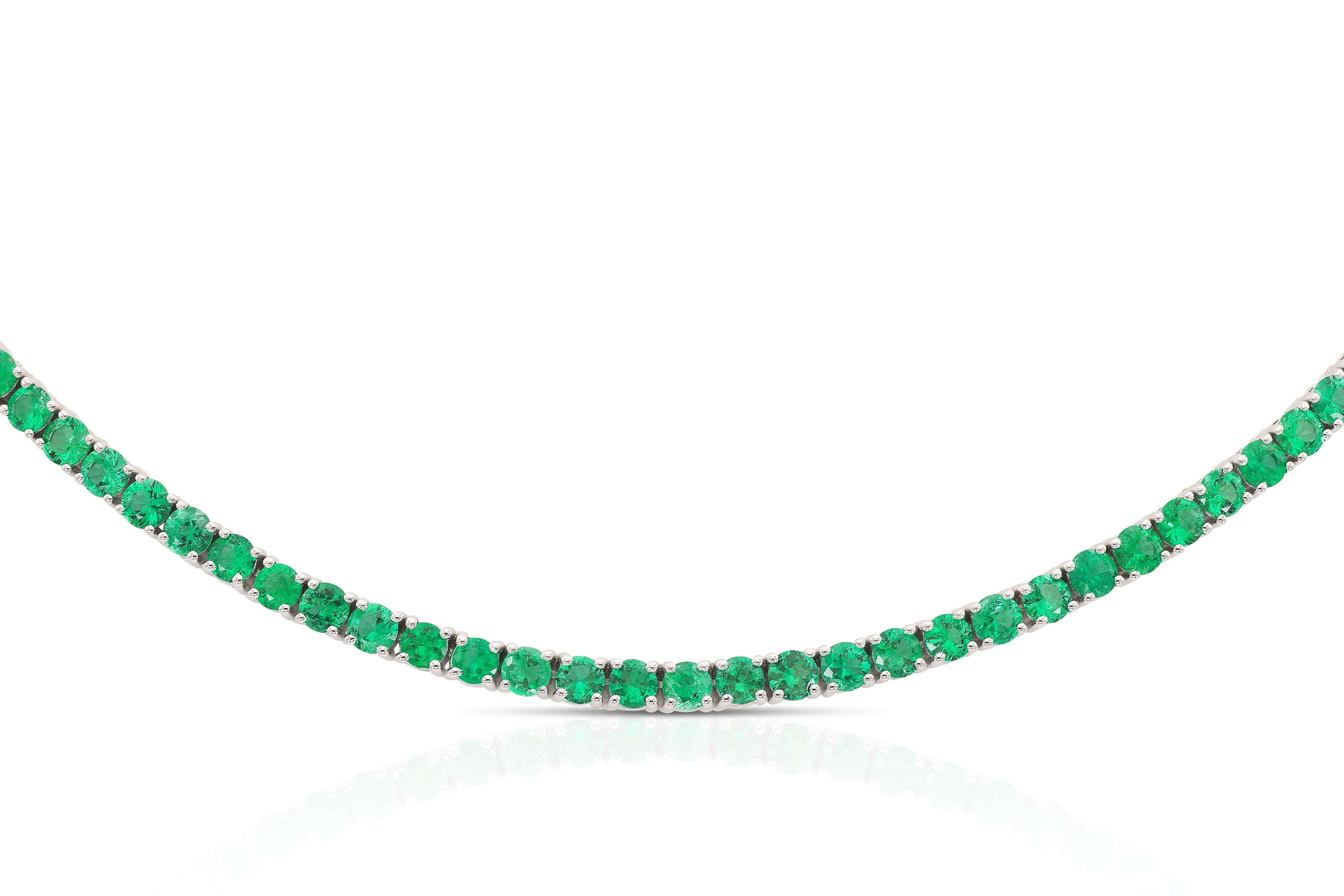 Modern 18K WG Natural Green Emerald Tennis Necklace Tw: 12.22 carats For Sale