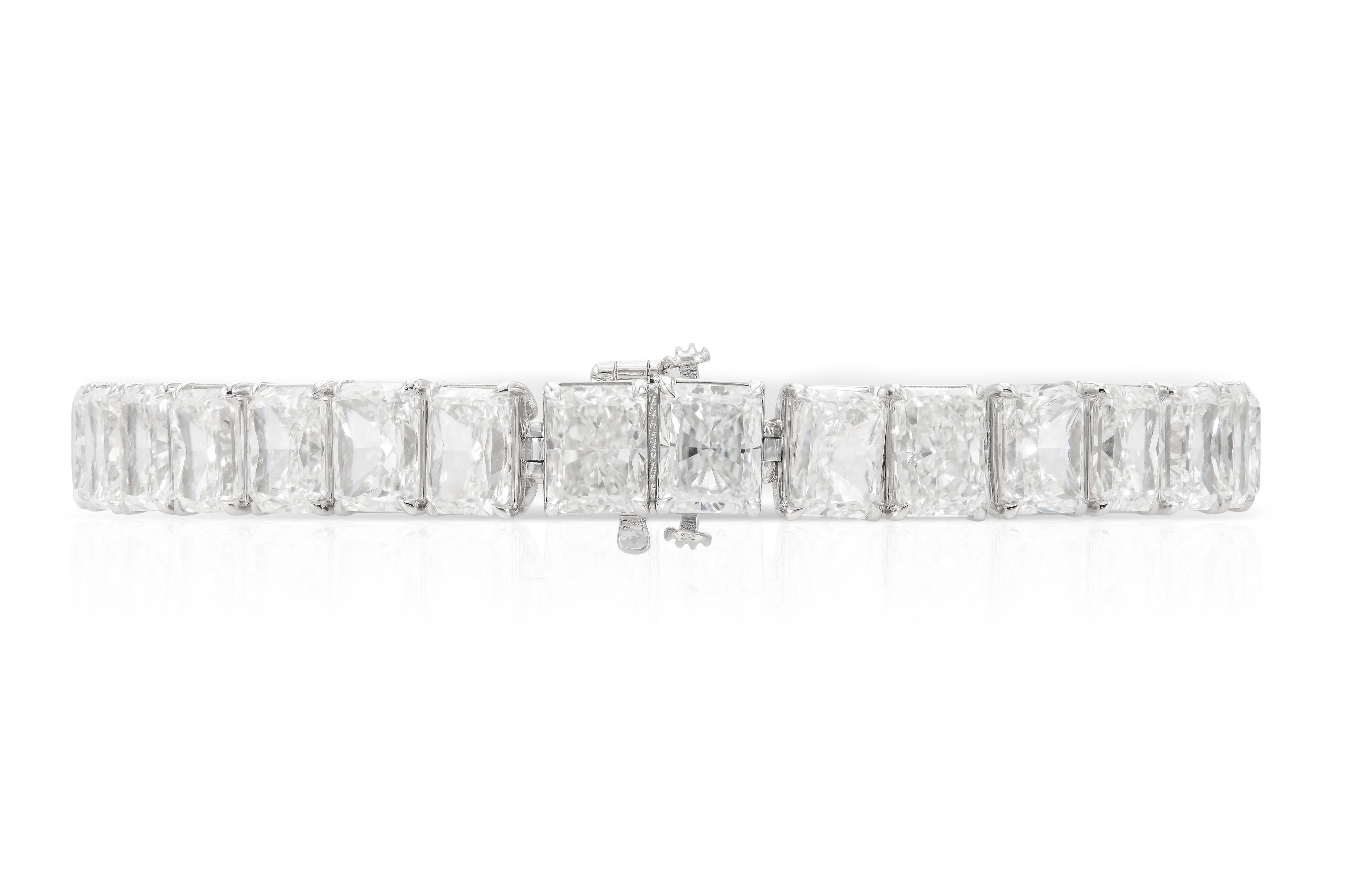 18K WG Radiant Cut Diamond Tennis Bracelet Tw: 32.20 carats In New Condition For Sale In New York, NY