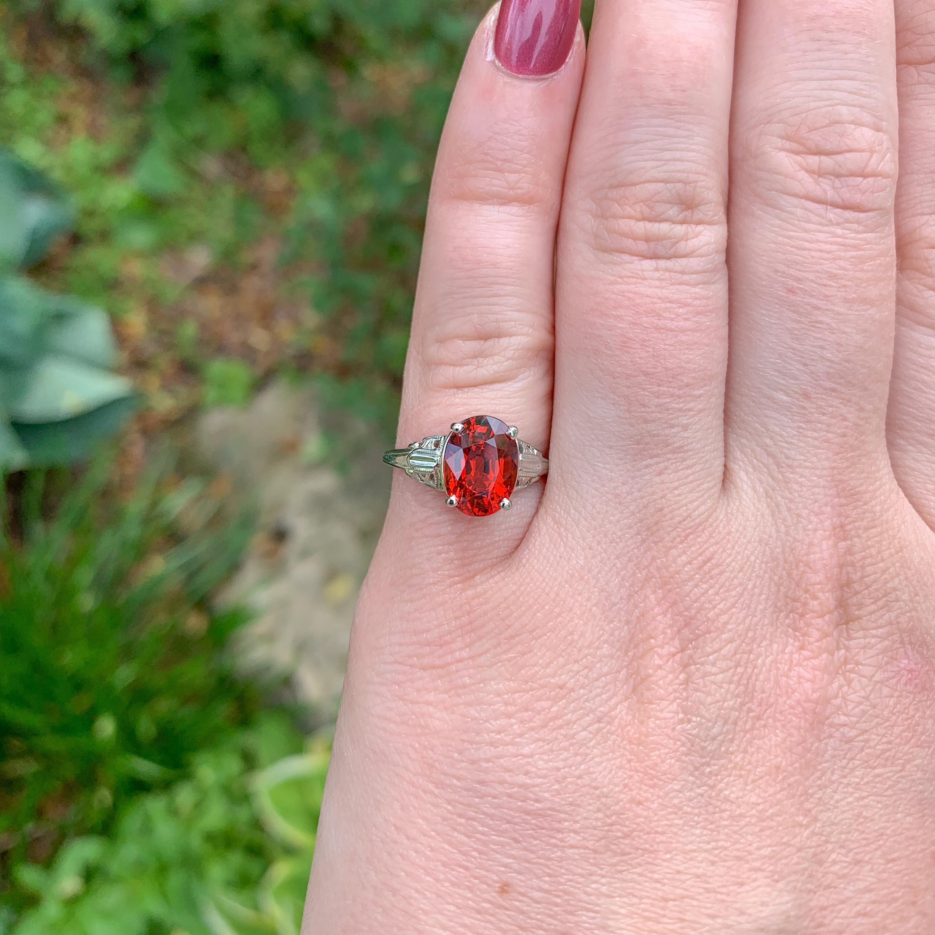 18K Weißgold 3,53 Karat Spessartin Granat Ring Größe 5,75 im Angebot 2