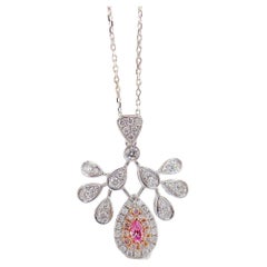 Collana con pavone a goccia con diamanti in oro bianco e rosa 18 carati