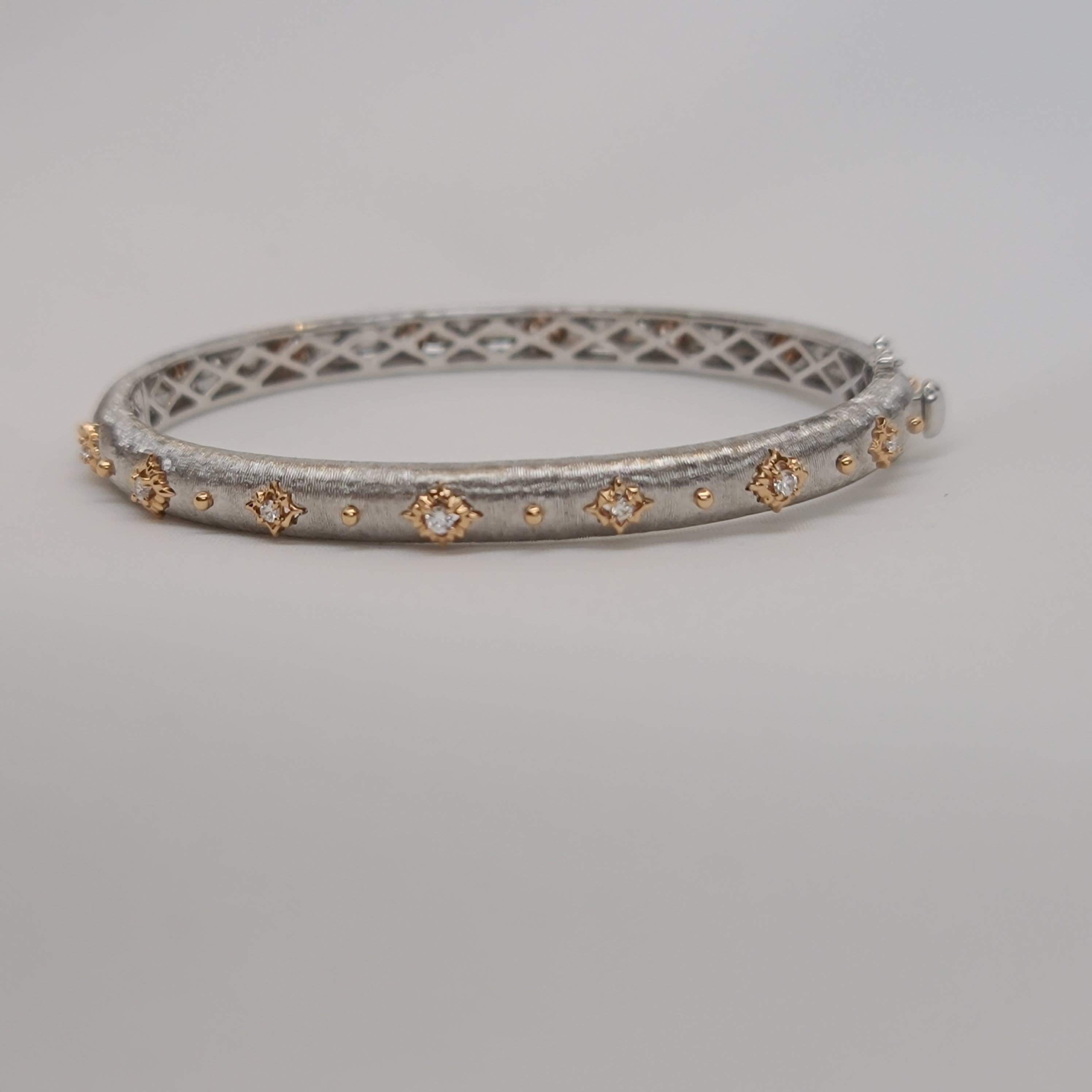 18 Karat White and Rose Gold Diamonds Link Modern Bracelet in Florentine Finish 6