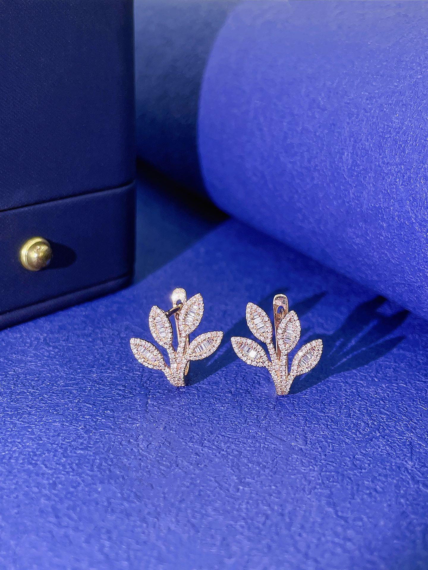 Women's 18K White and Rose Gold Leaf Earrings with Natural Diamonds For Sale