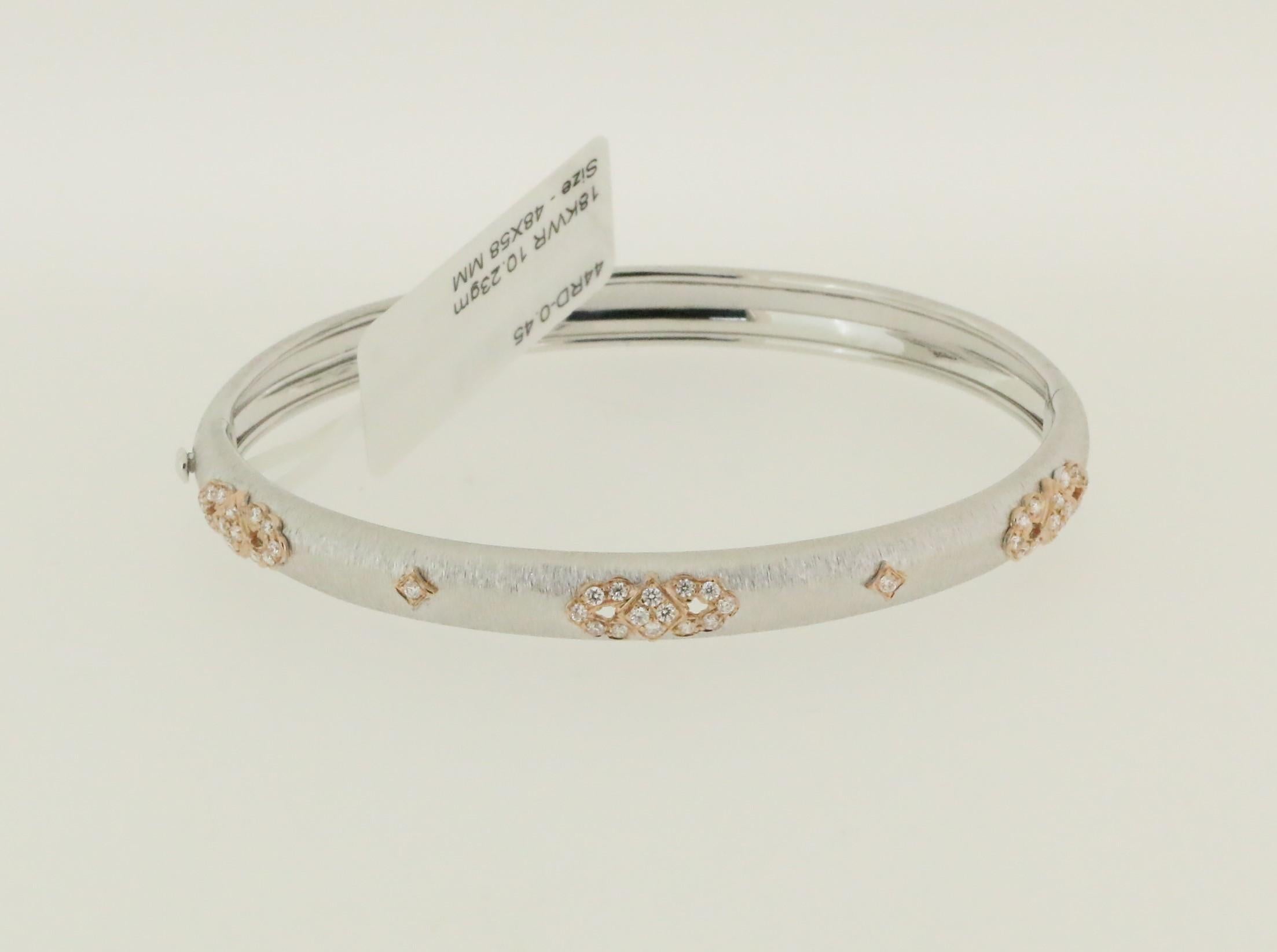 Women's or Men's 18 Karat White and Rose Gold Modern Link Bracelet Bangle in Florentine Finish