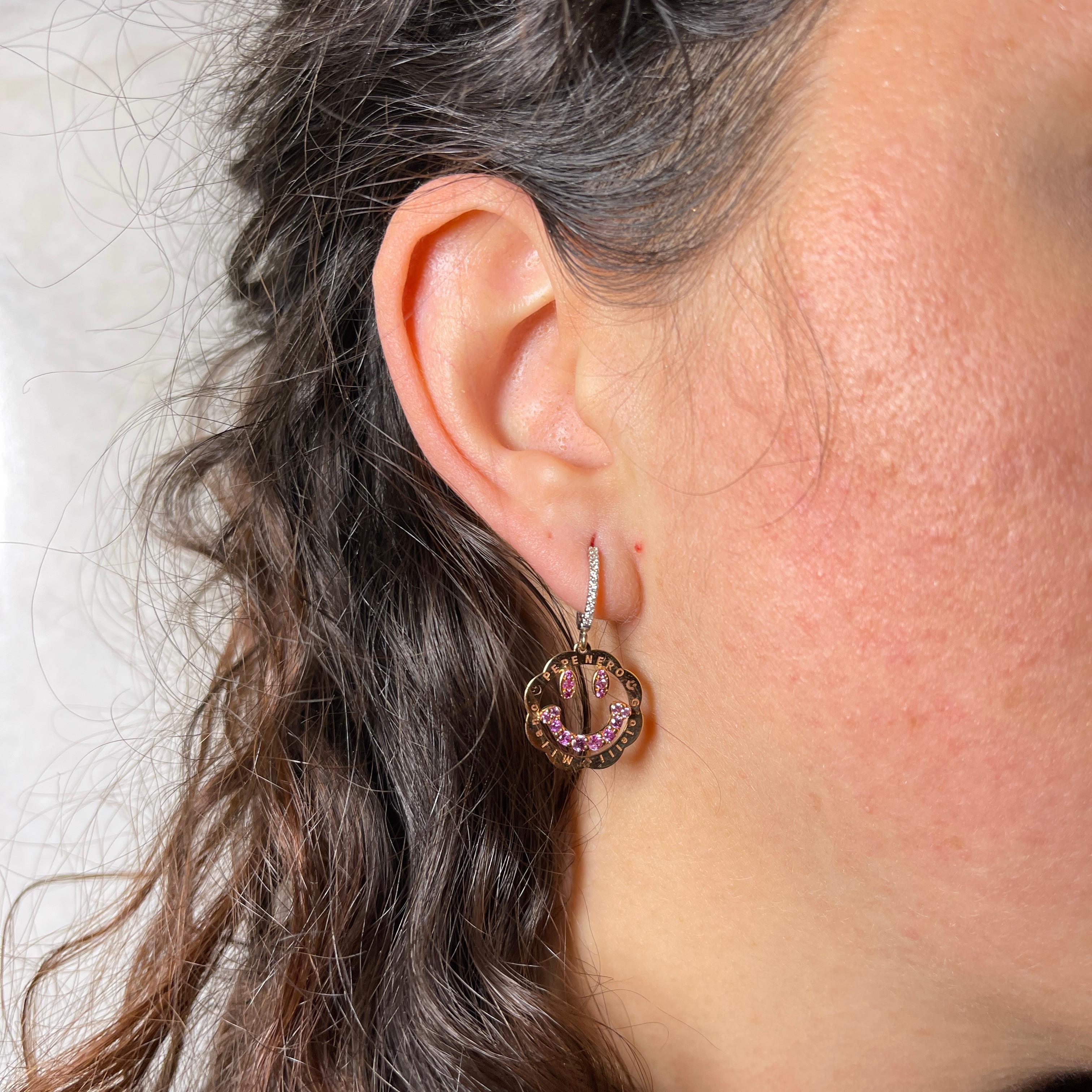 18K White and Rose Gold Smiley Face Dangle Earrings with Pink Sapphires and Diam In New Condition For Sale In Bergamo, BG