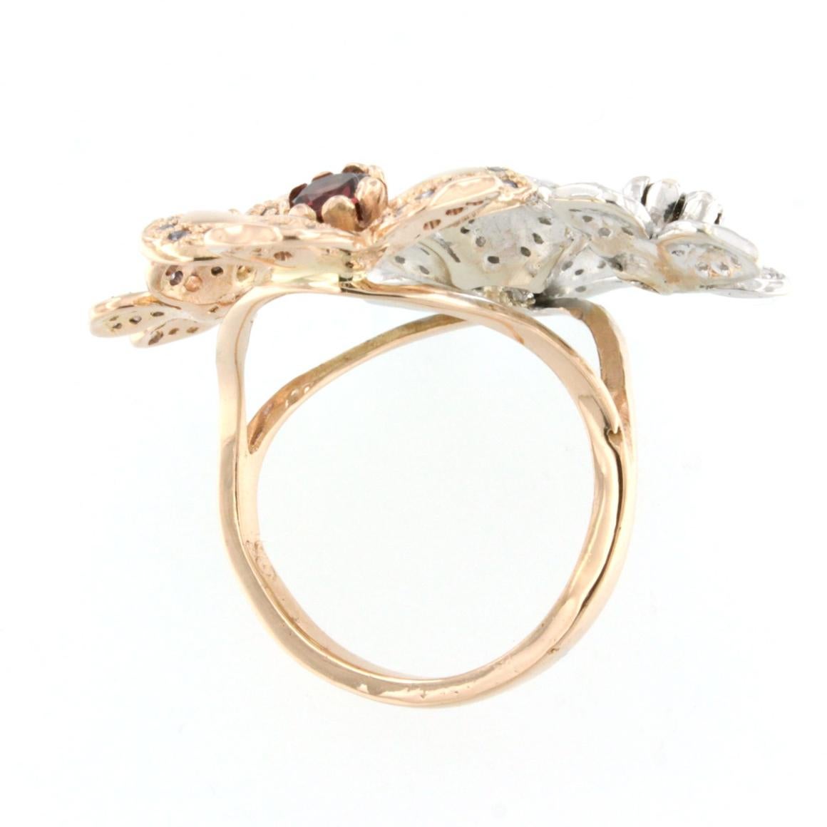 Cocktailring aus 18 Karat Weiß- und Roségold mit rosa Turmalin, Tansanit und weißen Diamanten (Rundschliff) im Angebot