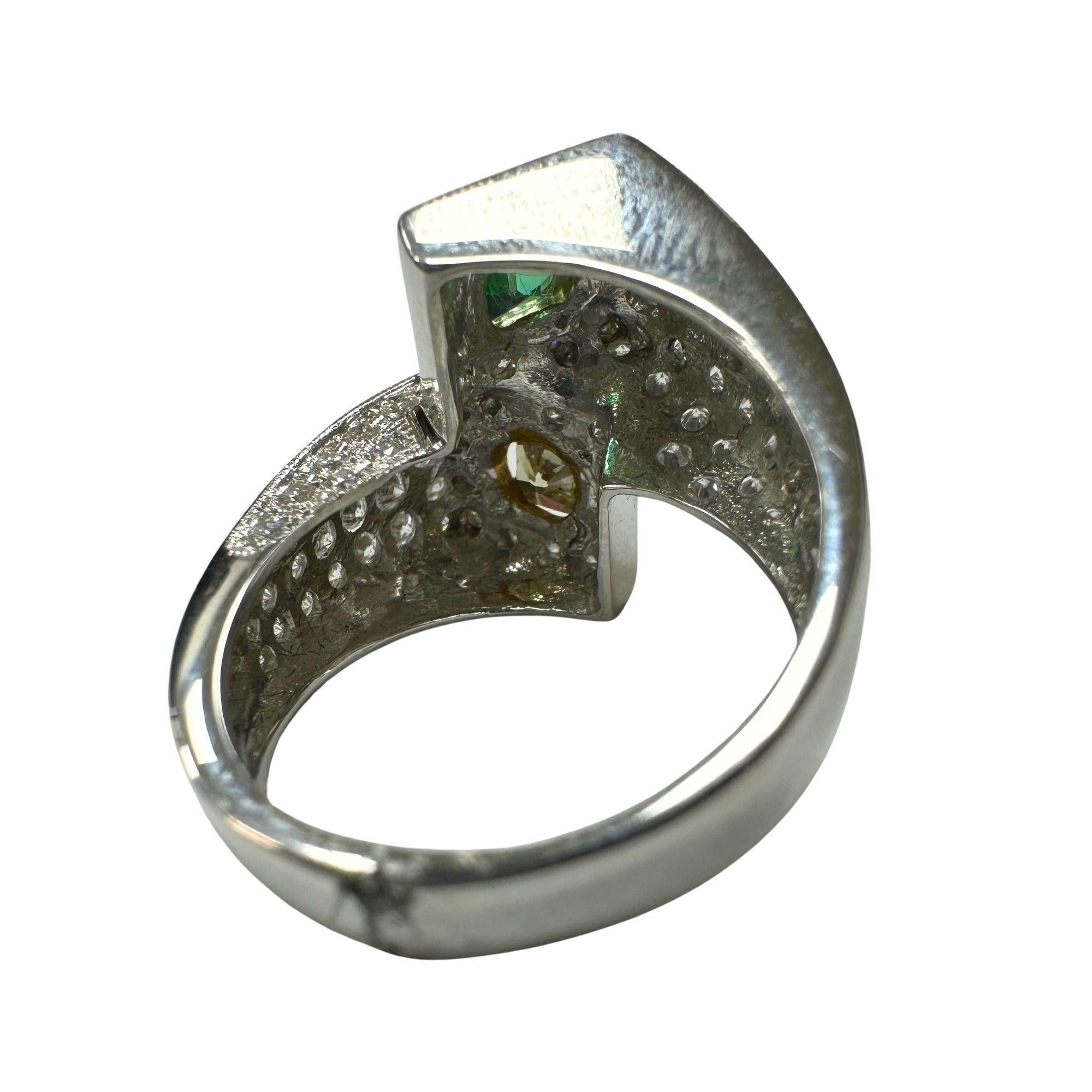 18k White and Yellow Diamond and Emerald Ring For Sale 1