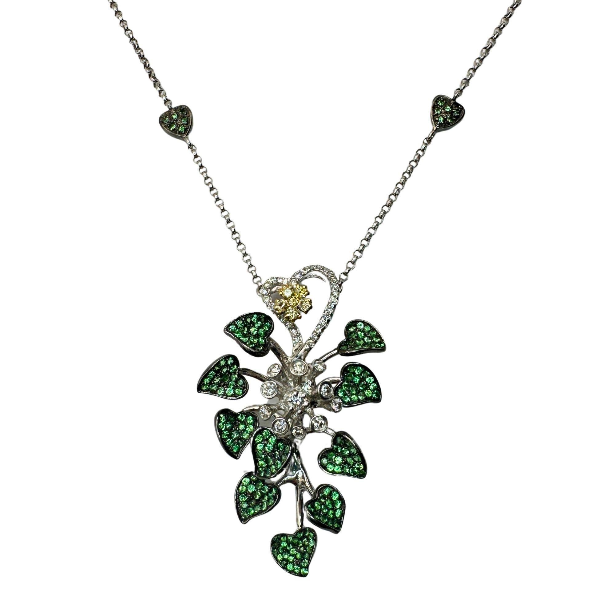 18k White and Yellow Diamond and Green Garnet Necklace For Sale 2