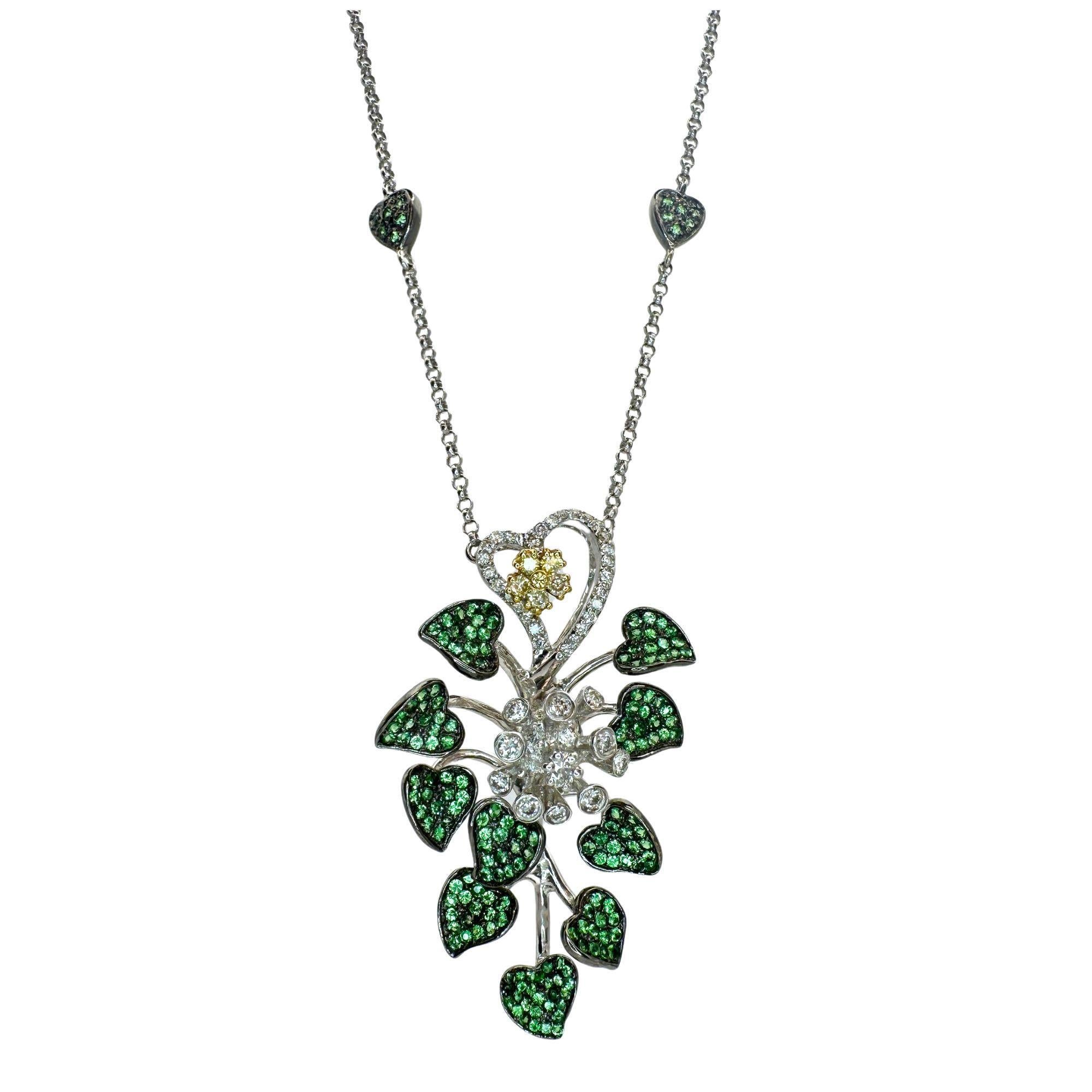 18k White and Yellow Diamond and Green Garnet Necklace For Sale 3