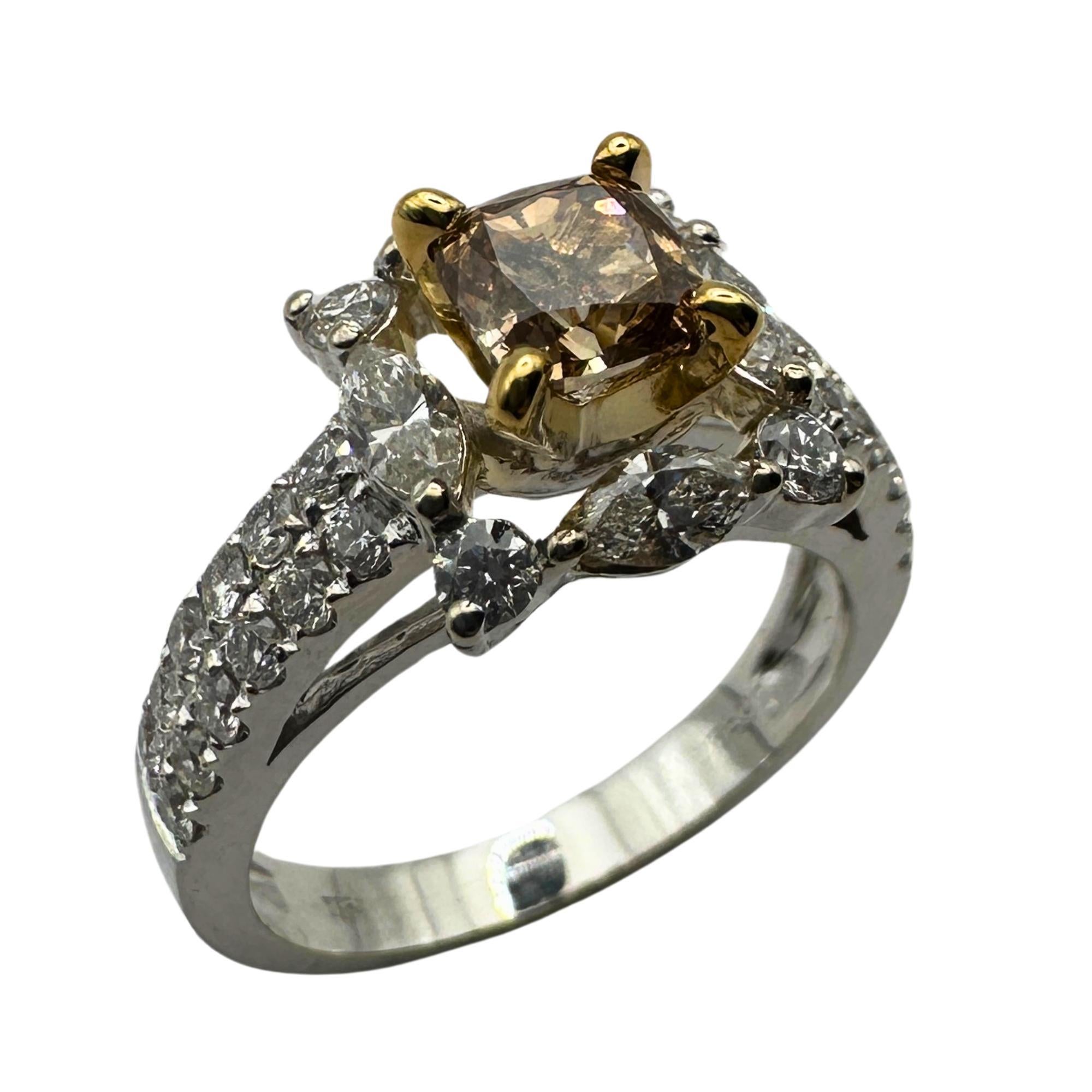 18k White and Yellow Diamond Ring For Sale 1