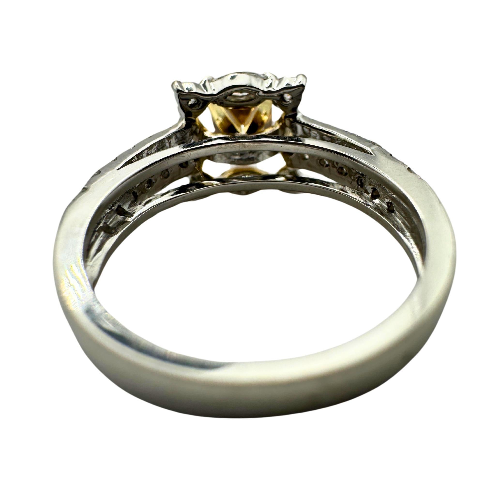 18k White and Yellow Diamond Ring For Sale 3