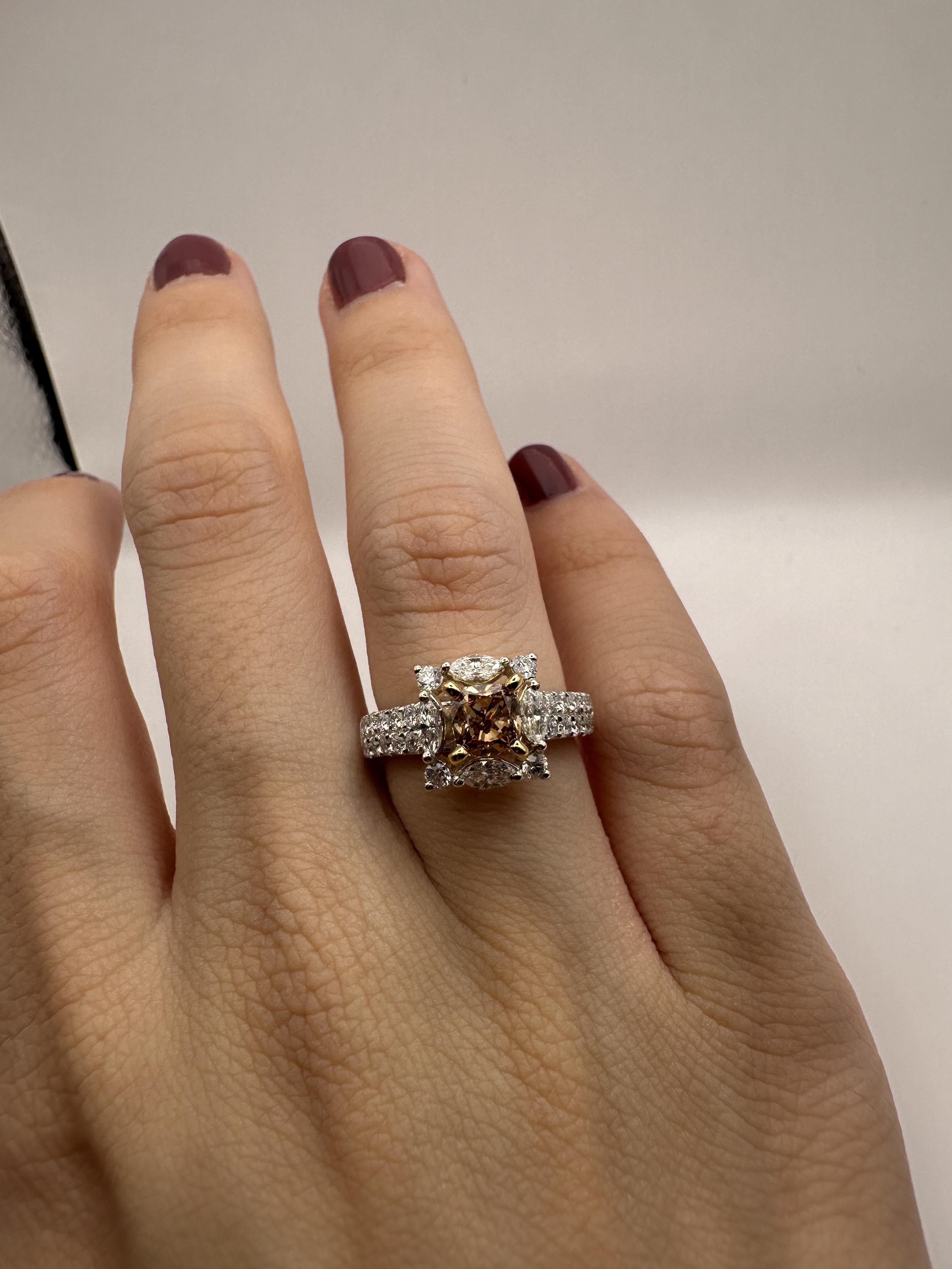 18k White and Yellow Diamond Ring For Sale 4