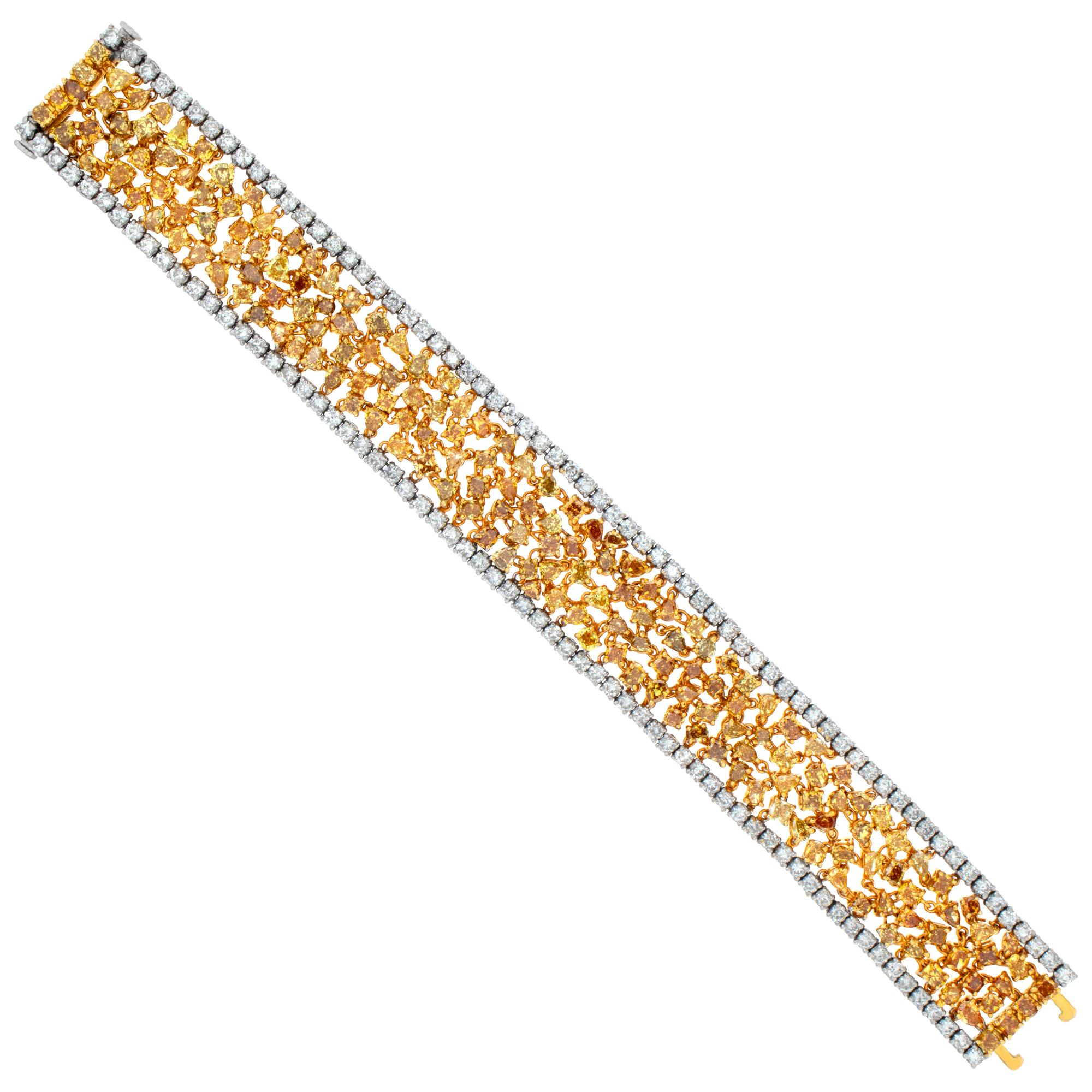 18k White and Yellow Gold Bracelet with White and Fancy Diamonds In Excellent Condition In Surfside, FL