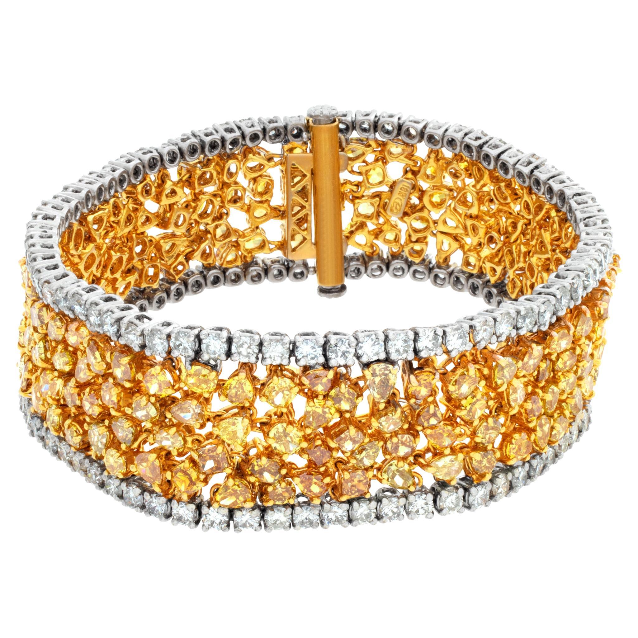18k white and yellow gold bracelet with white and fancy diamonds