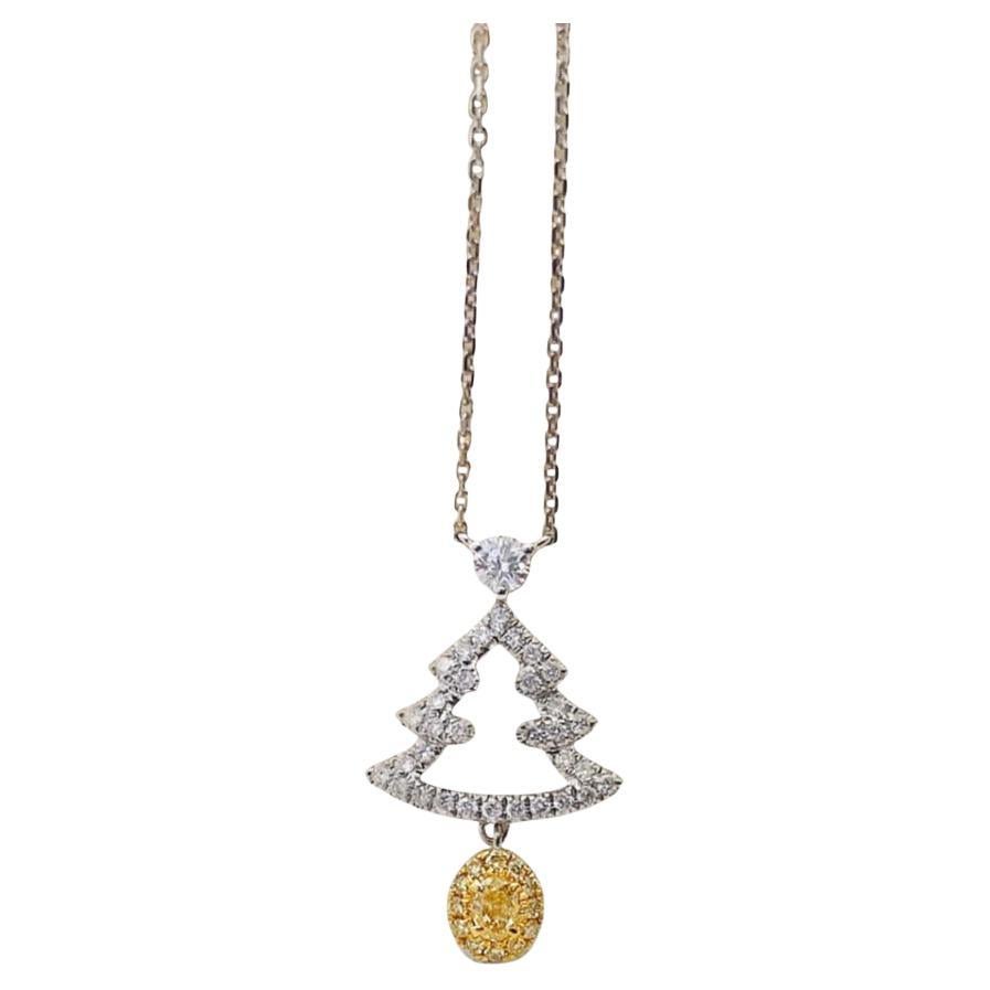 18K White and Yellow Gold Diamond Heart Christmas Necklace