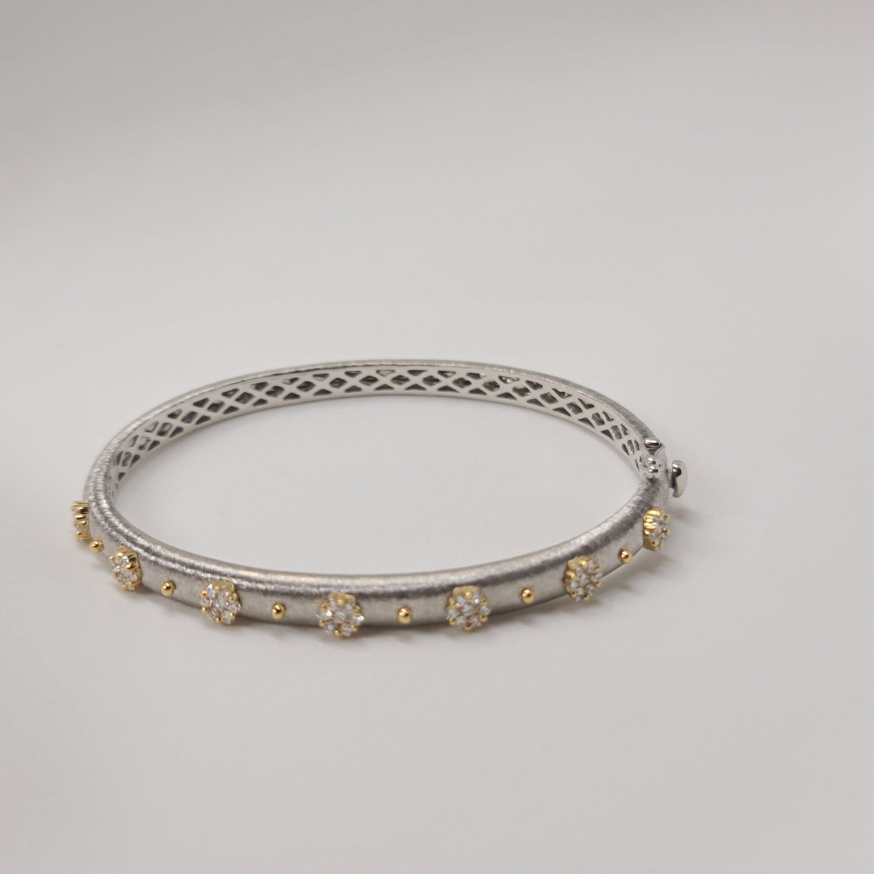Modern 18K White and Yellow Gold Diamonds Bangle Link Bracelet in Florentine Finish