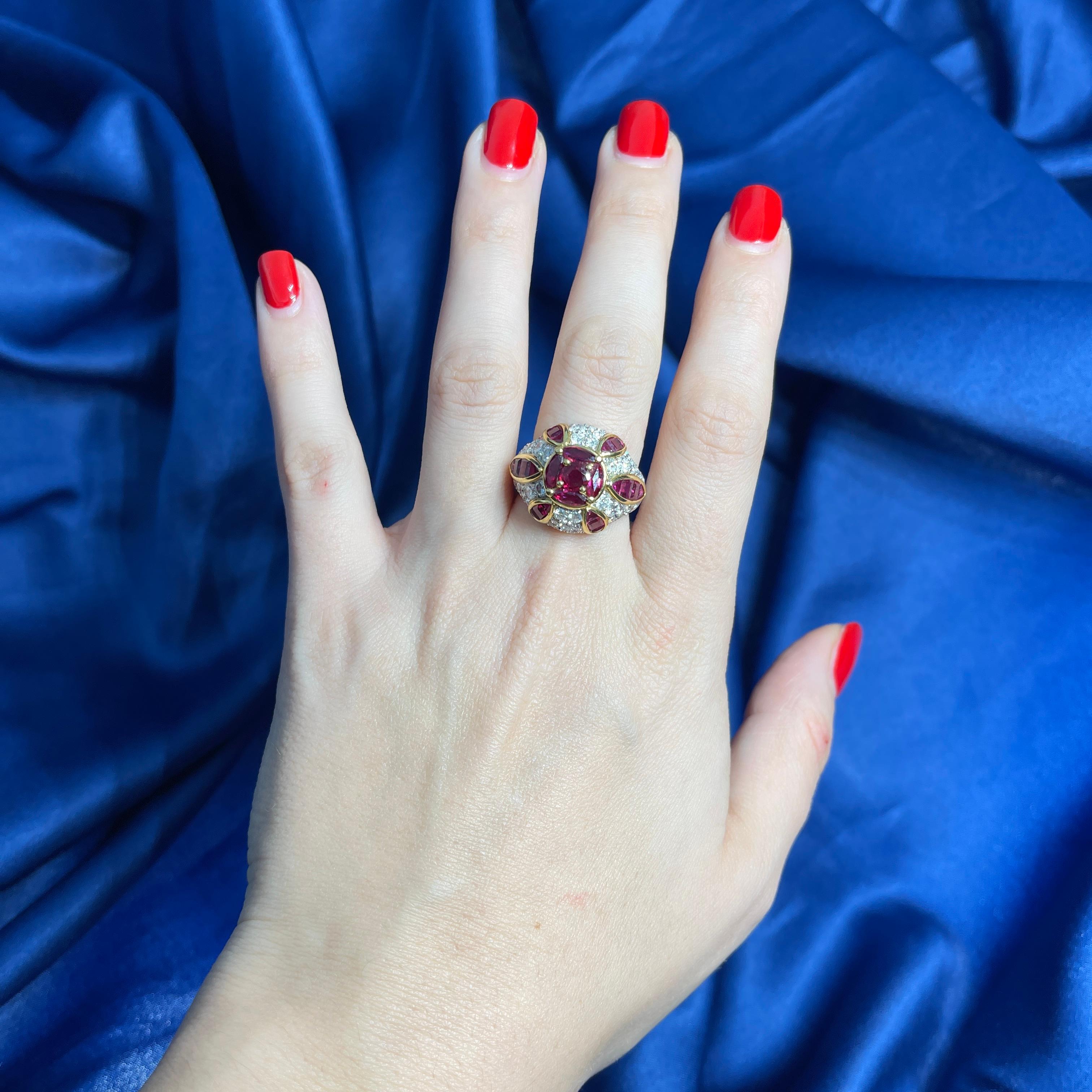 18K White and Yellow Gold Ruby Ring with Diamond Pavé and Floral Design For Sale 1