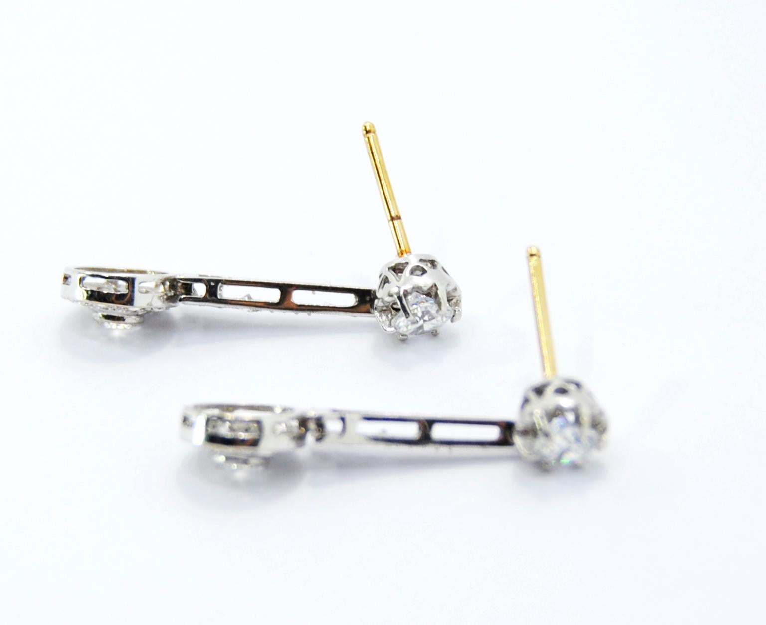 18k white and Yellow gold with cubic zirconia retro style wedding earrings  In Excellent Condition For Sale In  Bilbao, ES