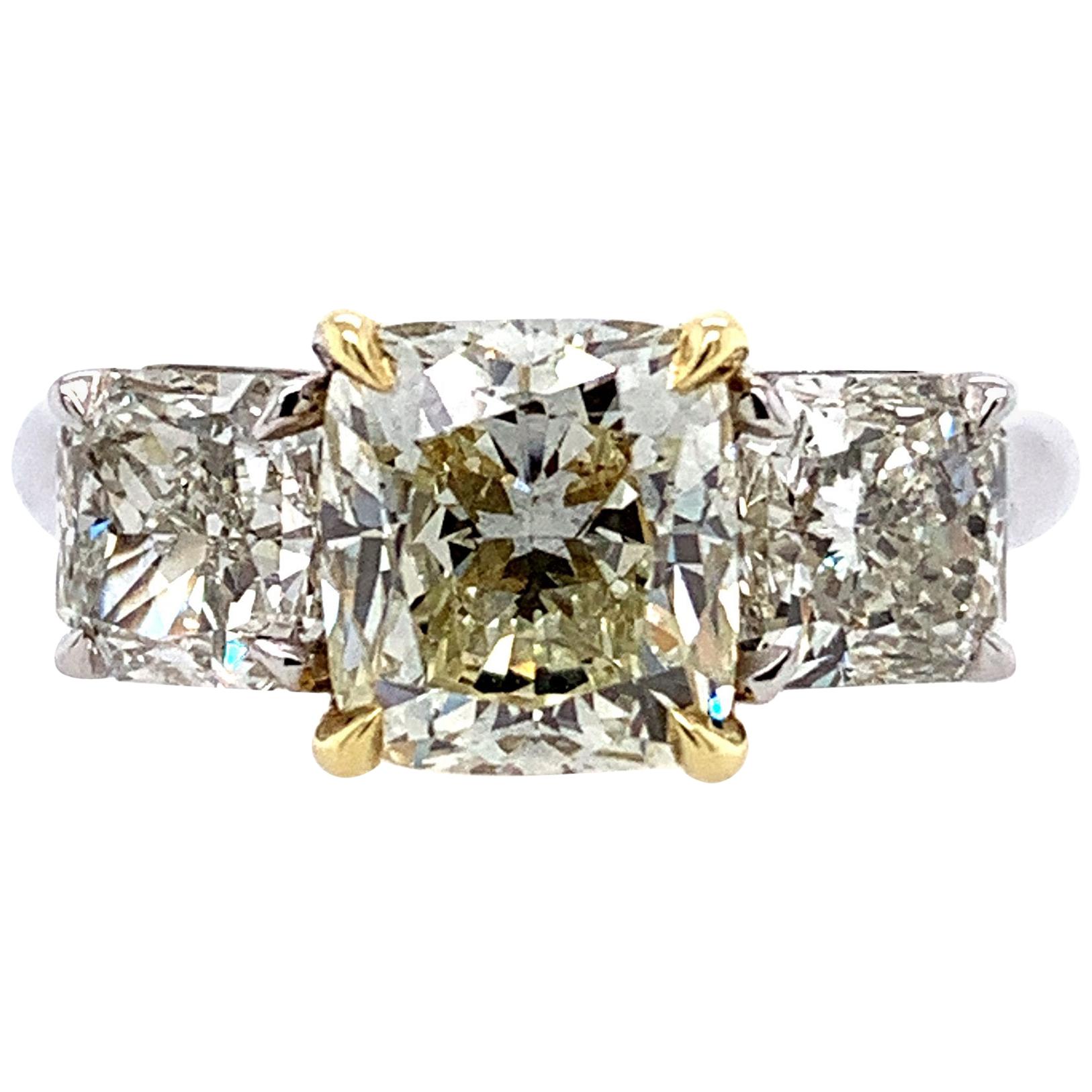 18 Karat White and Yellow Gold Yellow Diamond Three-Stone Ring 4.20 Carat