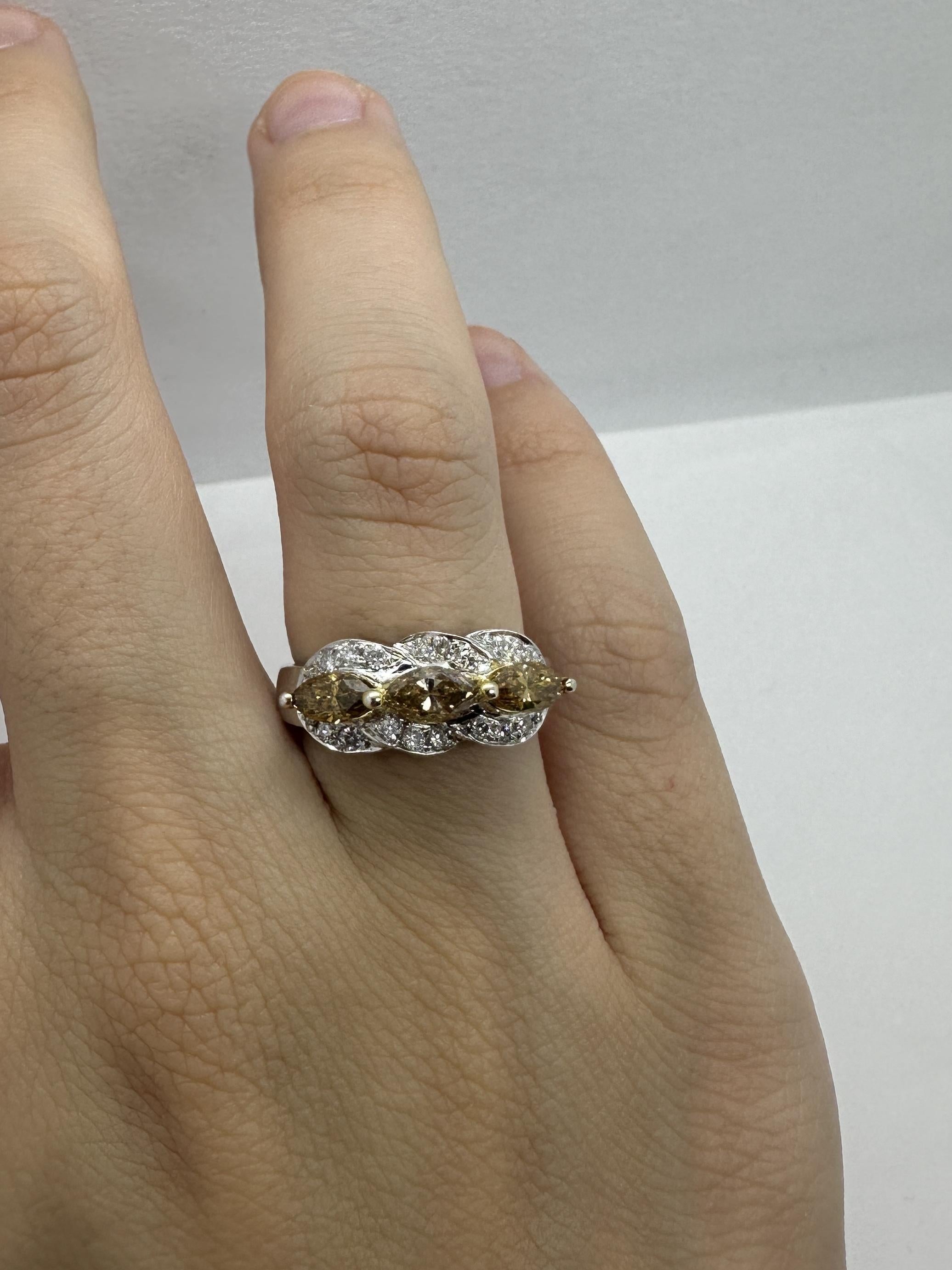 18k White and Yellow Marquise Diamond Ring For Sale 1