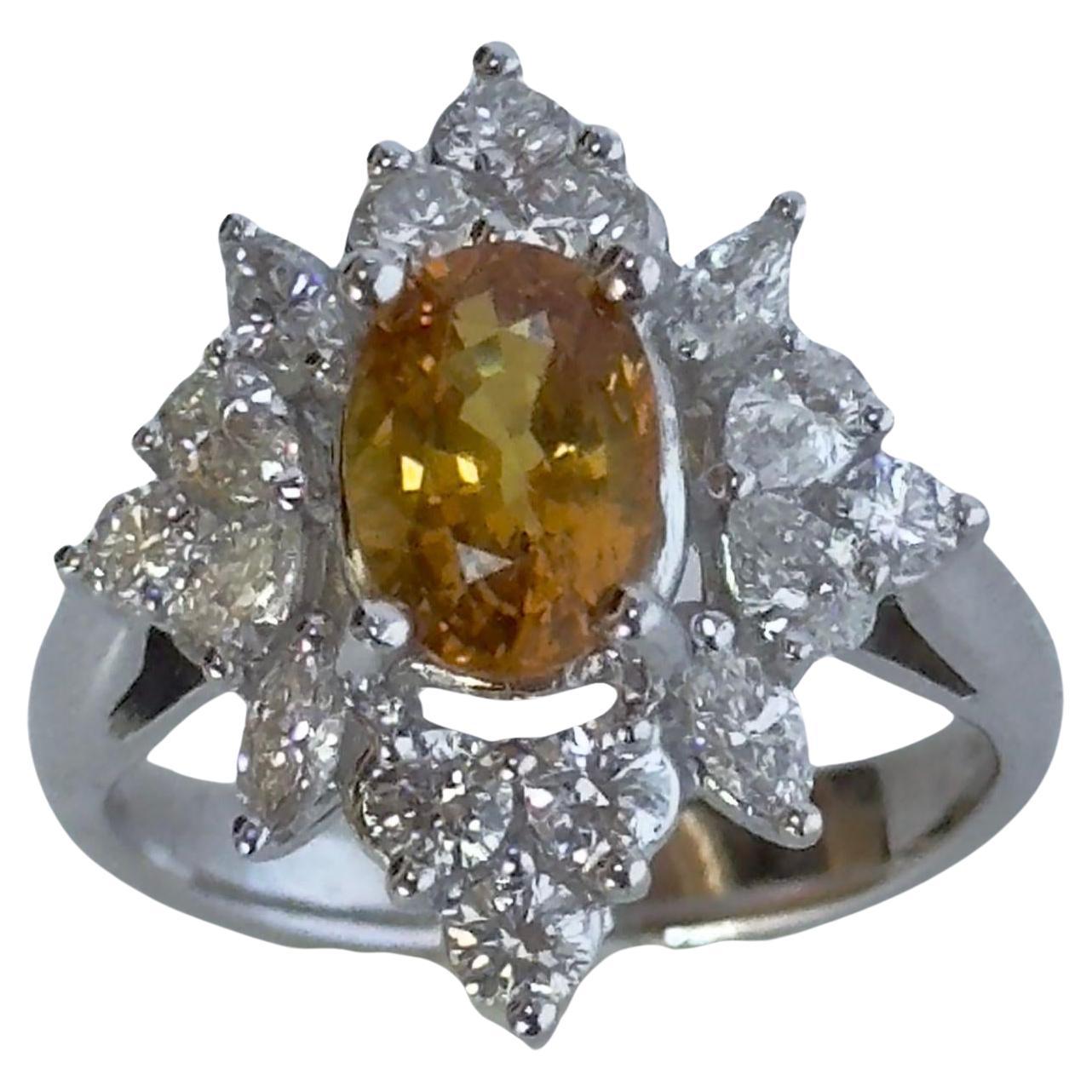 18k White and Yellow Sapphire Ring For Sale