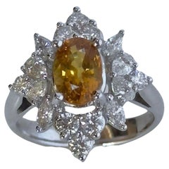 Used 18k White and Yellow Sapphire Ring