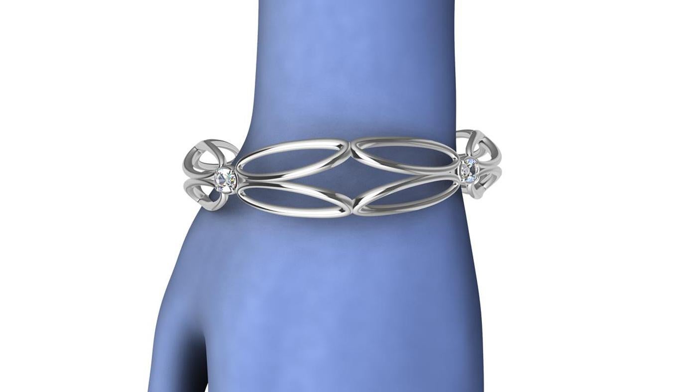 Taille ovale Bracelet jonc arabesque en or blanc 18 carats avec diamants certifiés GIA en vente