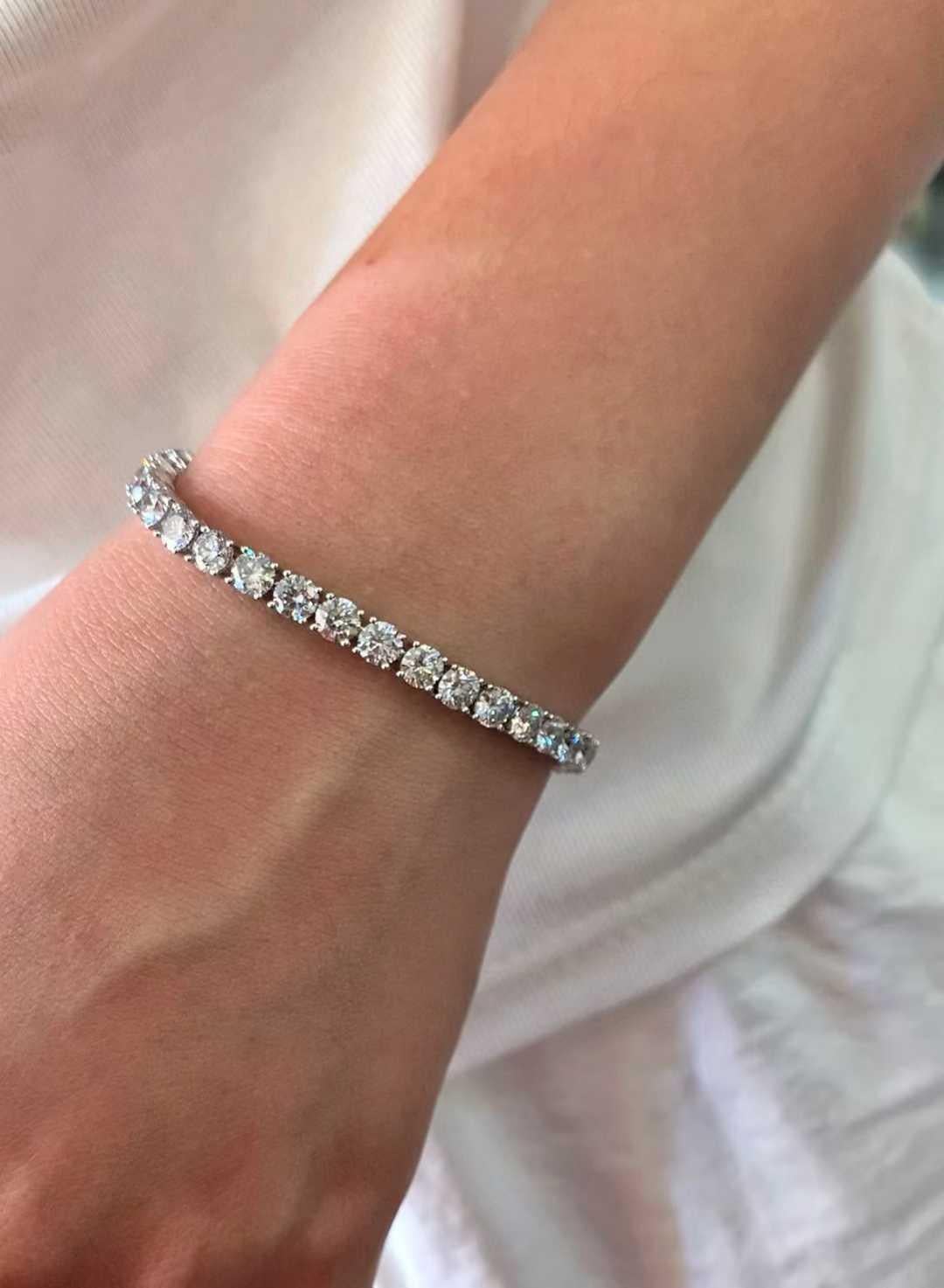 18K Weißes Diamant-Tennisarmband Damen im Angebot