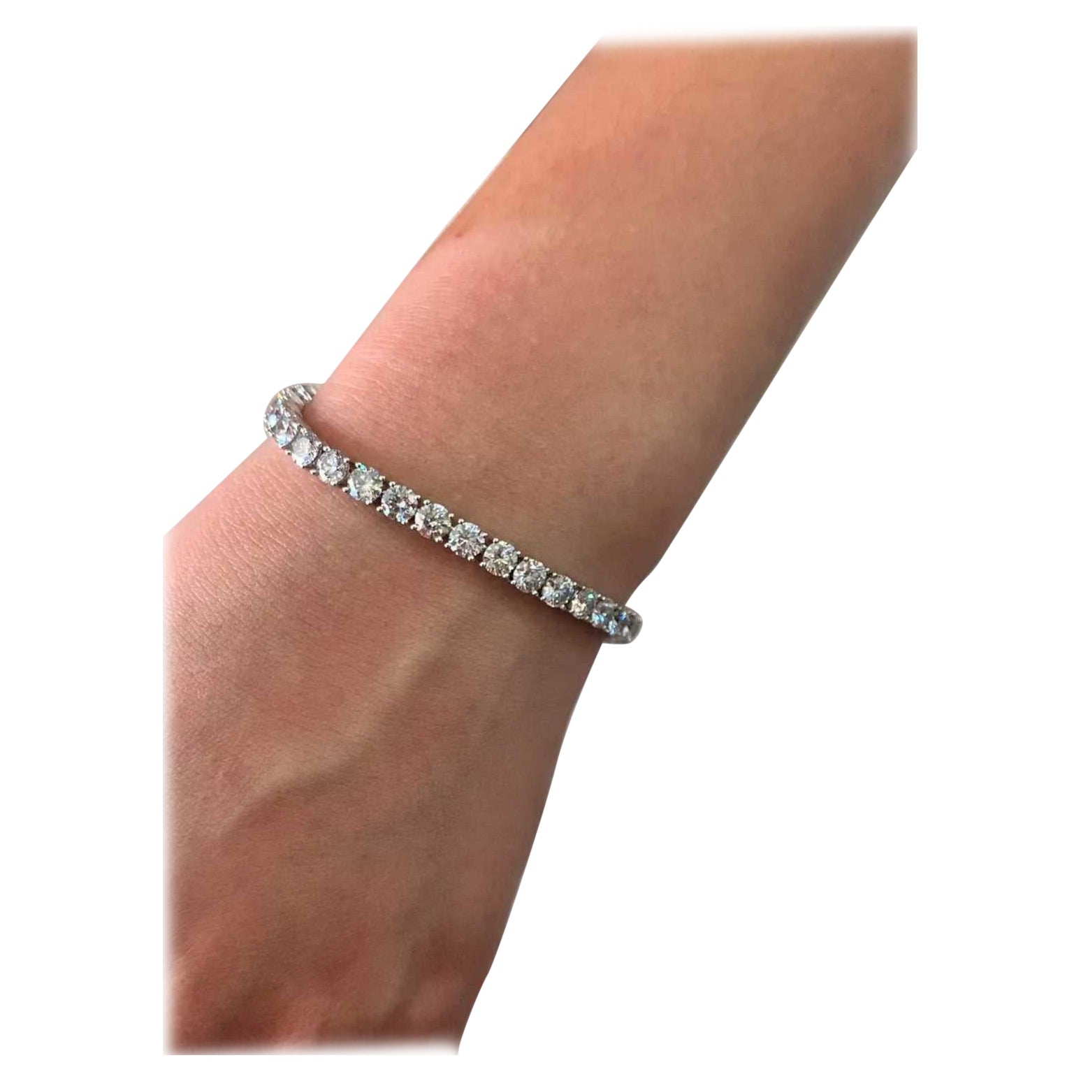 Pulsera de tenis con diamantes blancos de 18 quilates