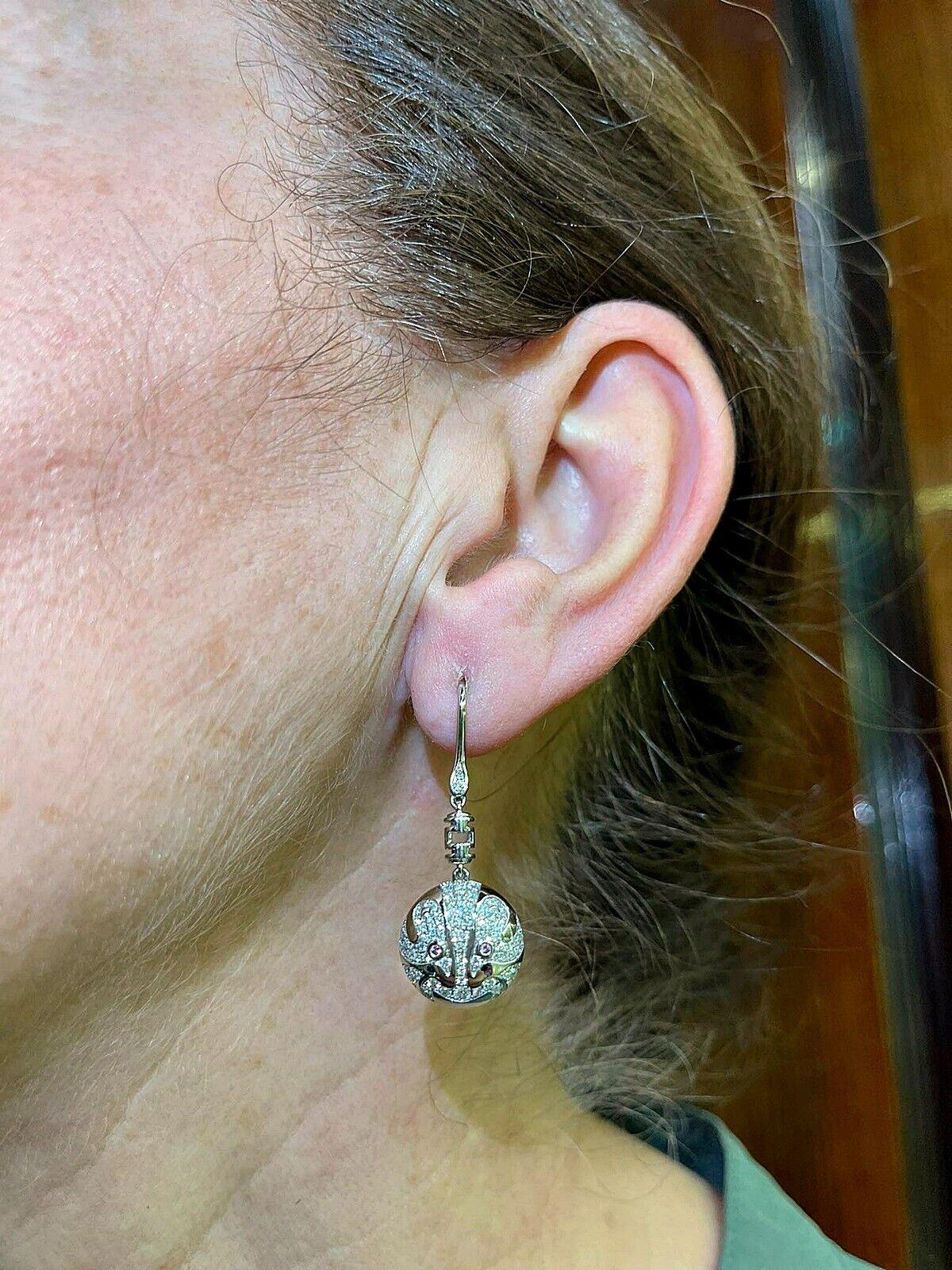 18k White Divin Brand Natural Diamond Decorated Dragon Sytle Drop Earring For Sale 7