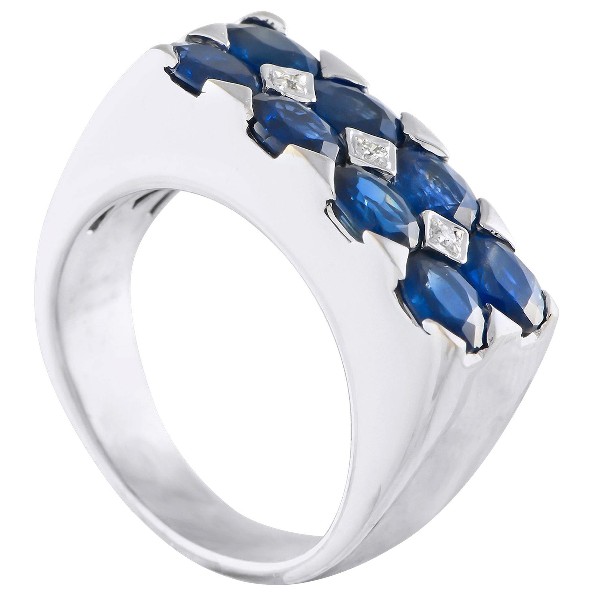 18K White Gold 0.05ct Diamond and Sapphire Ring