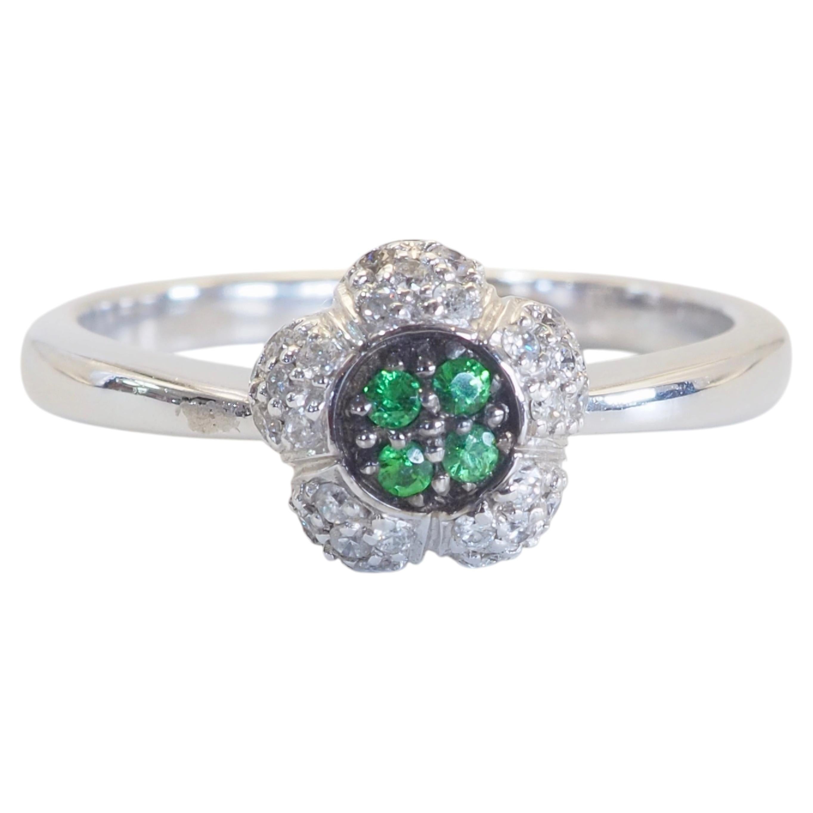 18K White Gold 0.06ct Cluster Vivid Tsavorite & 0.12ct Diamond Floral Motif Ring For Sale