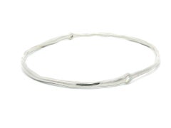 Bracciale in oro bianco 18 carati con castone rotondo e diamante da 0,10 ct.