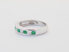 18K White Gold 0.36ct Round Cut Emerald & 0.33ct Diamond Channel Set Band Ring