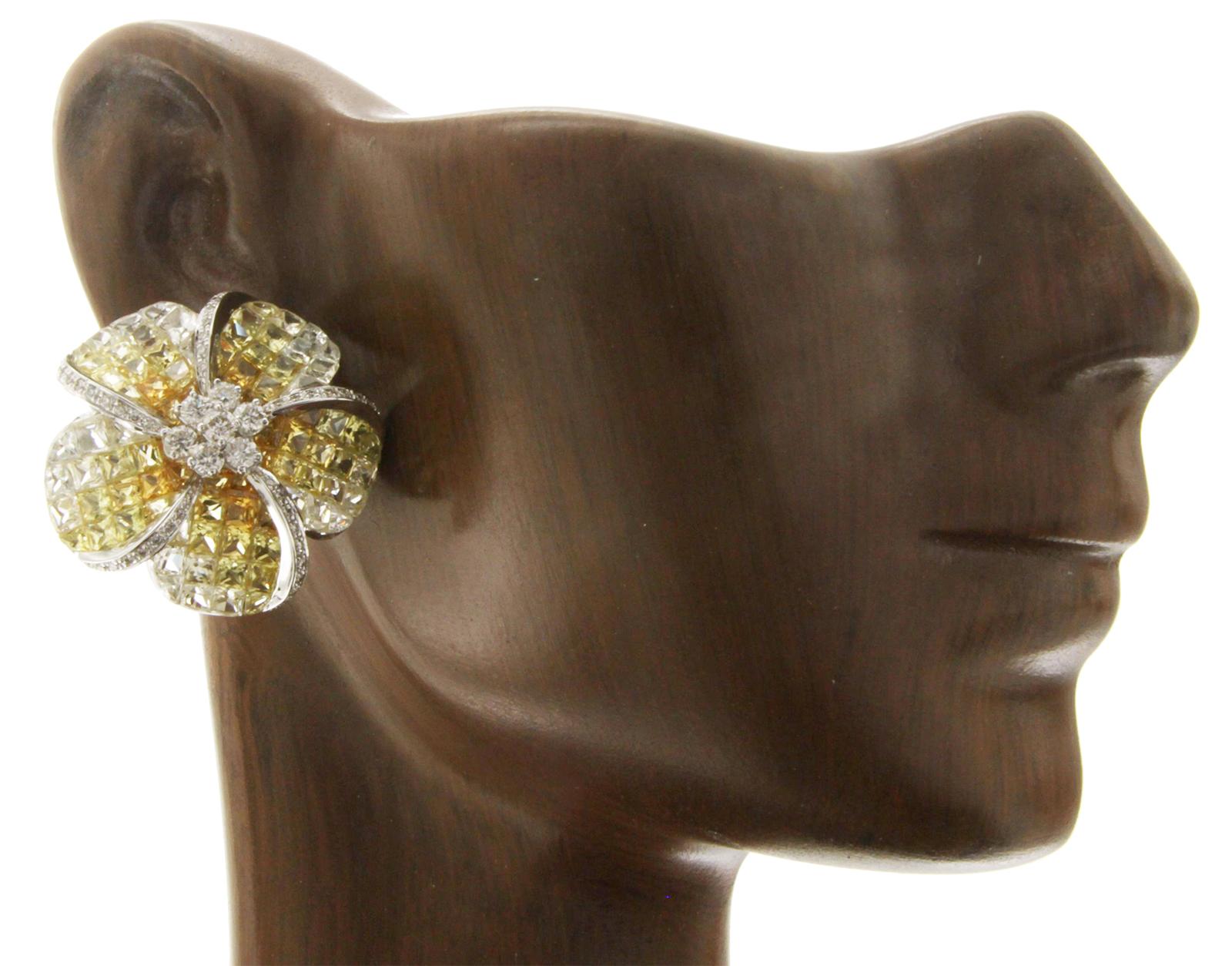 18k White Gold 0.38 Ct Diamonds & 14.13 Ct Yellow Sapphire Flower Earrings For Sale 1
