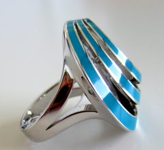 18 Karat White Gold 0.39 White Diamonds Turquoise Enamel Cocktail Ring