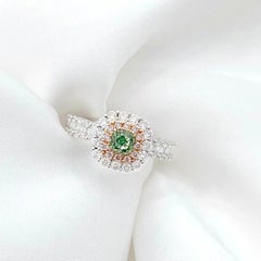 18K White Gold 0.40CT Fancy Green Diamond Ring with Diamonds