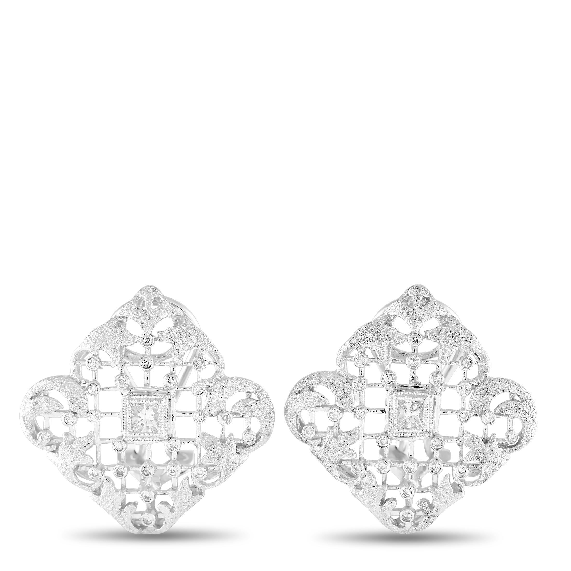Boucles d'oreilles clips en or blanc 18 carats 0,45 ct de diamant Excellent état à Southampton, PA