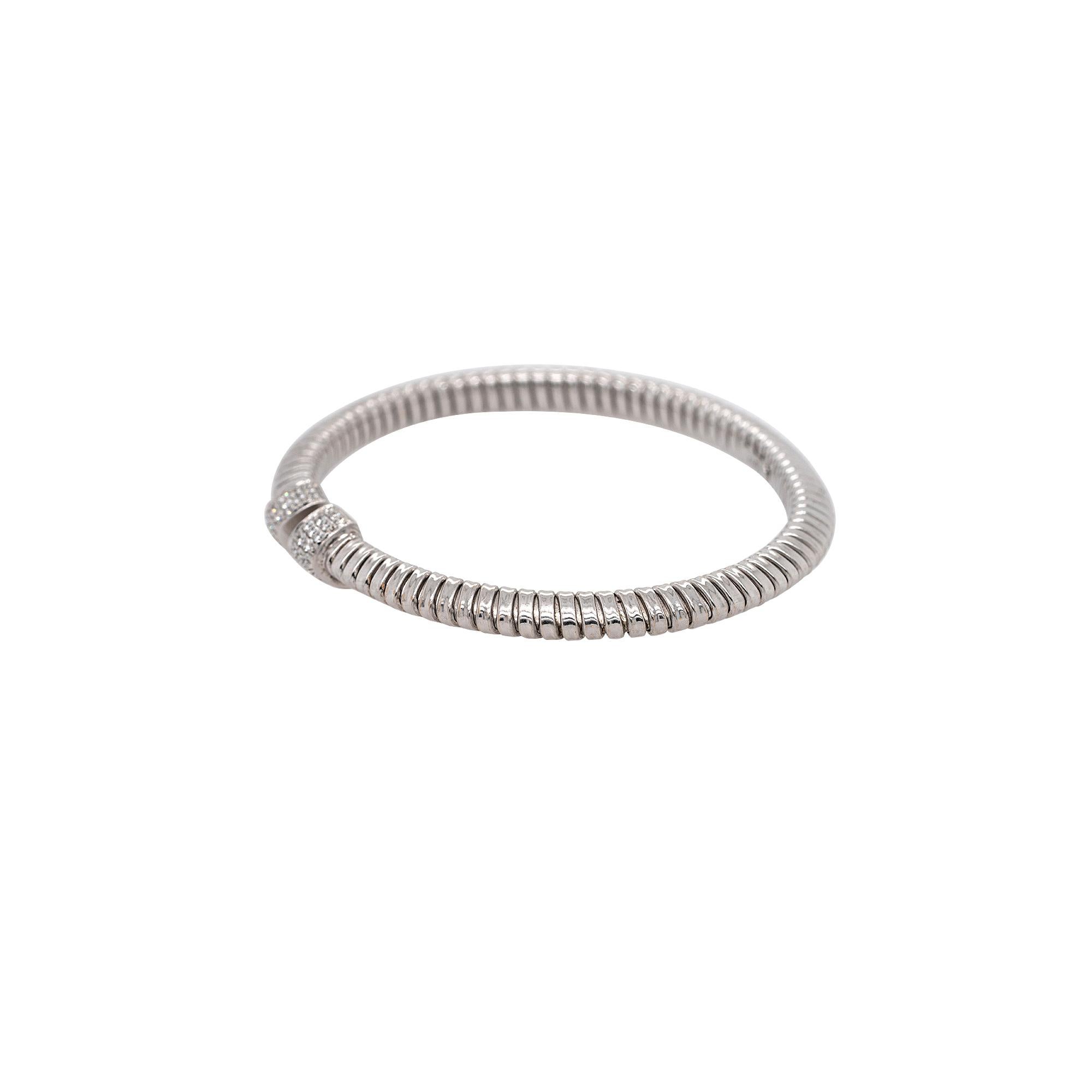 Round Cut 18k White Gold 0.48ctw Natural Round Brilliant Ribbed Diamond Bangle For Sale